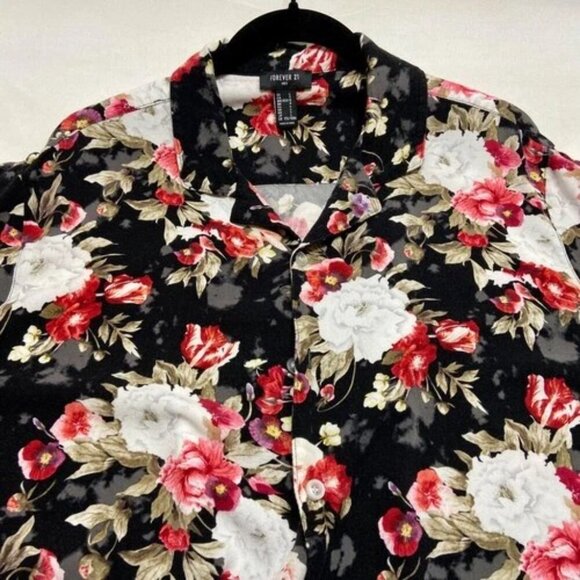 Forever 21 Button Down Shirt Men's Large Black Red White Floral Short Sleeve GUC - Picture 7 of 7